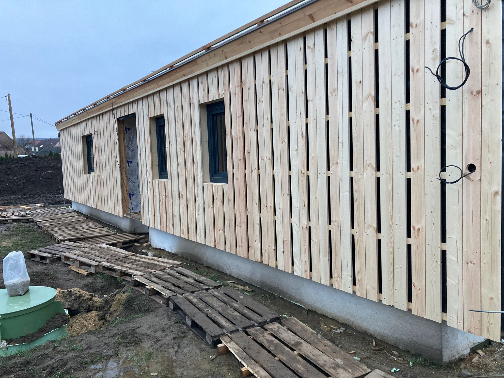 Dřevěný rodinný dům ROBERTA PREMIUM 110m² 66mm + izolace do stěn a podlahy - realizace Rpety